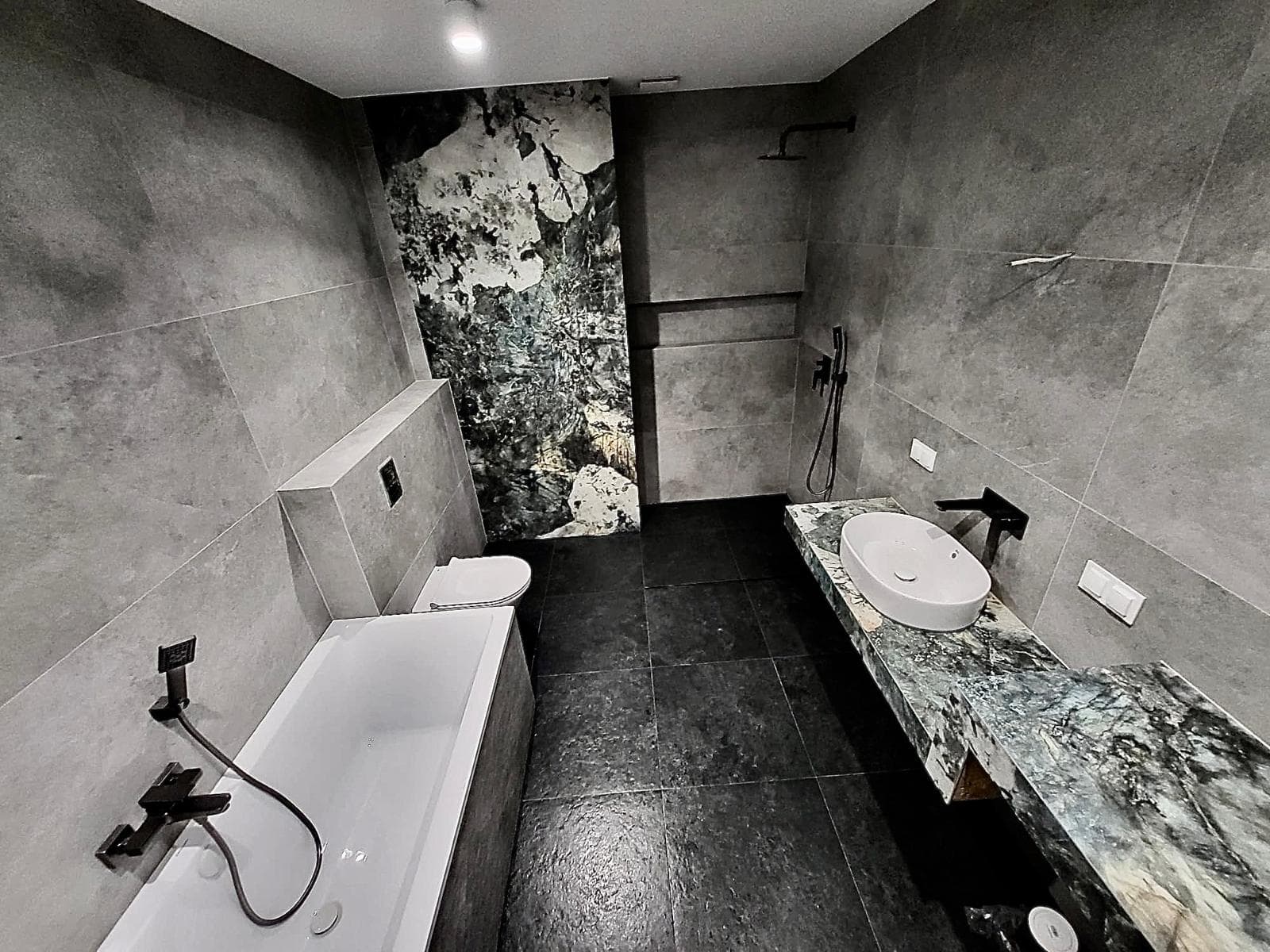 Realizacja QR BUD nr 18 — budowa, remont, wykończenie — Łomża
